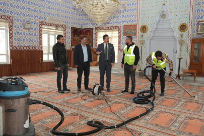 Yenişehir'de camiler üç aylara hazırlanıyor