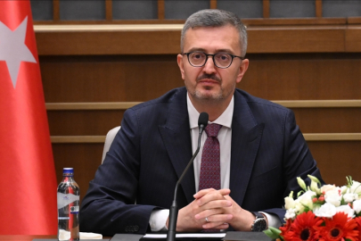 "Dezenformasyon hakikate karşı bir tehdittir"