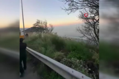 Mudanya'da kepçenin vinçten düştüğü anlar kameraya yansıdı