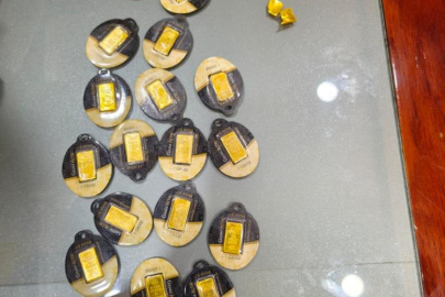 Kırşehir'de sahte altın oyununu kuyumcunun dikkati bozdu