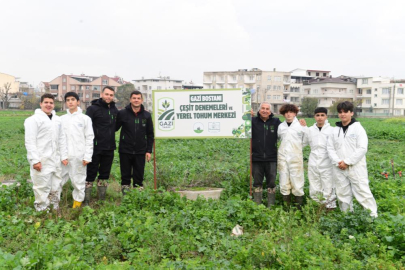 Osmangazi Belediyesi yarınları toprağa ekimleriyle inşa ediyor