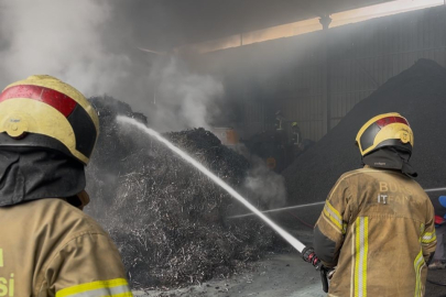 Bursa'da metal geri dönüşüm fabrikasında yangın paniği