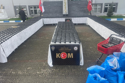 Yolcu otobüsünde binlerce silah parçası ele geçirildi