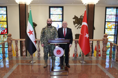 Bakan Güler, Suriye Genelkurmay Başkanı Na’san’ı kabul etti