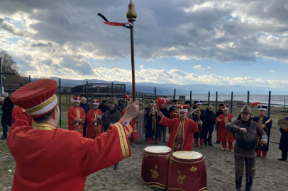 Patrikhane’ye mehterli cevap