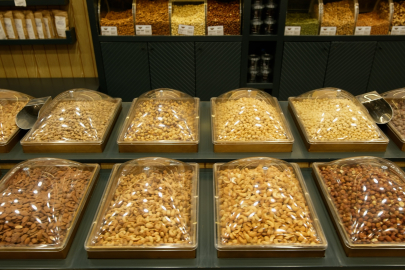 Kuru yemişçilerde yeni yıl yoğunluğu