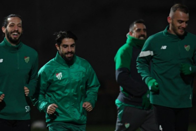 Bursaspor'un Antalya kampı başladı