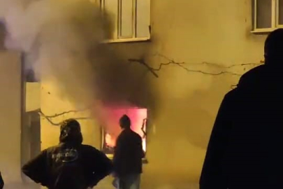 Bursa'da 2 katlı evde çıkan yangın korkuttu