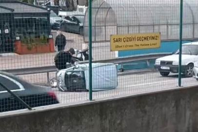 Bursa'da şiddetli rüzgar aracı böyle devirdi