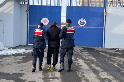 Aranan şahıs sahte kimlik ile yakalandı