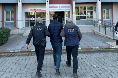 FETÖ üyesi firari ihraç polis yakalandı