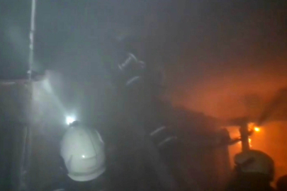 Çatı katında çıkan yangında 40 güvercin telef oldu