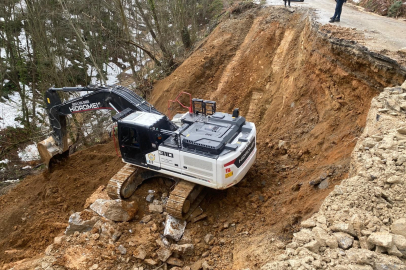 Aynı noktada 3 gün arayla heyelan meydana geldi