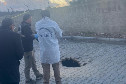 Yağmurun çökerttiği yolda insan kemikleri bulundu