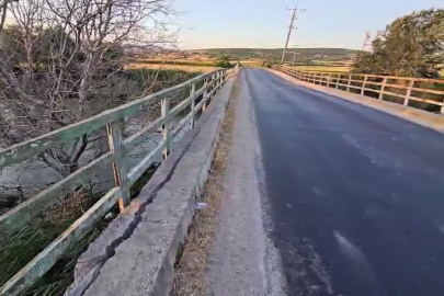 Bursa'da beşik gibi sallanan köprü yıkılıyor