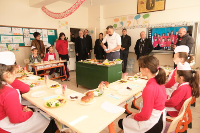 Minik Şeflerle Zeytinli Tarifler’in ilk durağı Dereköy İlköğretim Okulu oldu