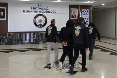 Sahte araç satım ilanıyla 4 kişiyi dolandıran 2 kişi tutuklandı