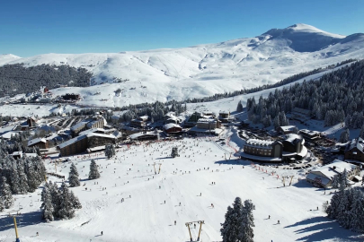 Beyaz örtüsüyle kaplanan Uludağ manzarası mest etti