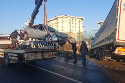 Buzlanma nedeniyle zincirleme kaza: 2 ölü