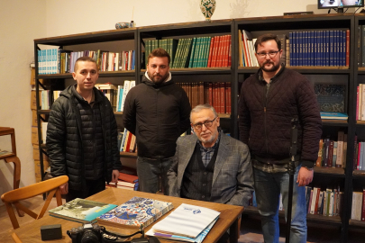 Bakanlıkta 23 yıl görev yapan Özen, İznik'ten kopamadı