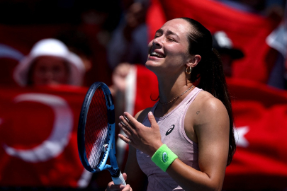 Zeynep Sönmez’den tarihi zafer