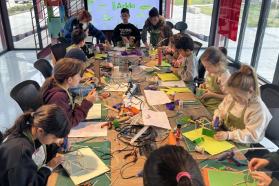 Nilüferli çocuklar hem eğleniyorlar, hem öğreniyorlar