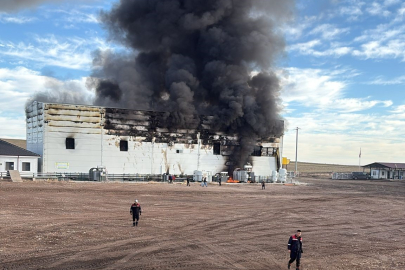 Elektrik üretim tesisinde yangın
