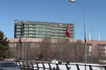 Uyuşturucu satarken yakalanan İran uyruklu sanığa 18 yıl hapis