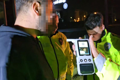 Bursa'da alkollü sürücü kaza yaptı, yaralanan eşini suçladı