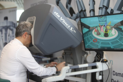Bursa'da robotik ameliyat uygulamaları başladı