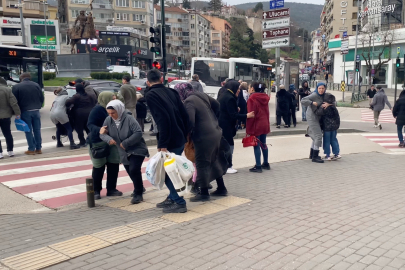 Bursa'da kuvvetli rüzgâr etkisini artırdı