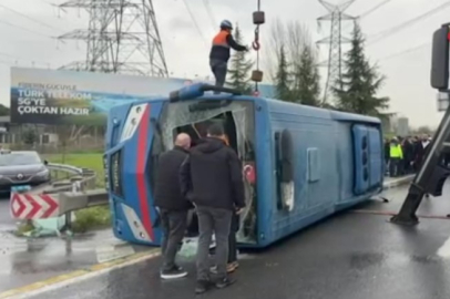 Cezaevi nakil aracı devrildi: 2 jandarma personeli ağır olmak üzere 19 yaralı