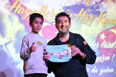 HÜRKUŞ’un baş test pilotu Murat Özpala GUHEM’de deneyimlerini paylaştı