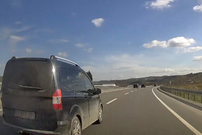 Şerit ihlali yaparak aracı silme geçti