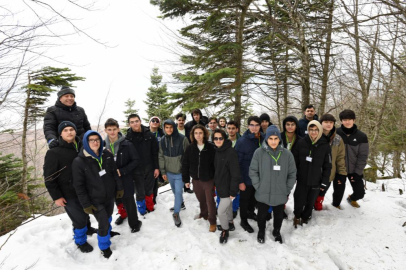 Osmangazi’de öğrenciler Uludağ kampıyla ödüllendirildi