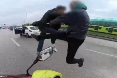 Bursa'da uçan tekmelerin bedeli ağır oldu...