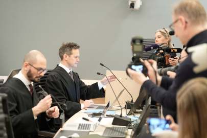 38 suçlama, kraliyet bağlantılı dava