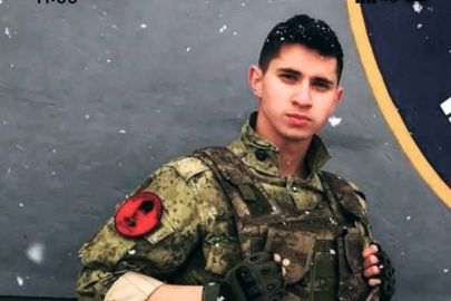 Genç astsubay kalbine yenik düştü