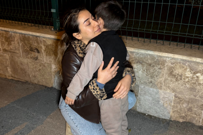 Anne, çocuğuna 1,5 yıl sonra polis merkezinde kavuştu