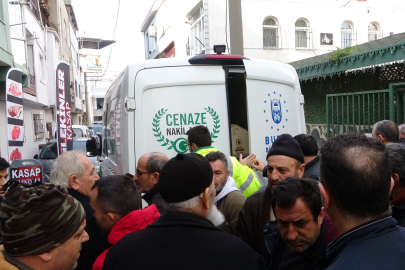 Bursa'da kalp krizi geçiren lise öğrencisi son yolculuğuna uğurlandı