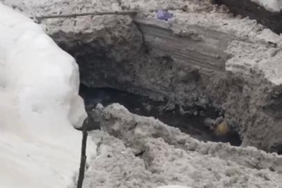 Derelerde karın oluşturduğu setler tehlike saçıyor