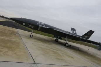 Bayraktar KIZILELMA eğitim uçuşunu başarıyla tamamladı