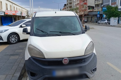 Çaldığı kamyonetle yakıt alıp turladı