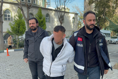 Husumetlisine ateş açtı, başkasını yaraladı