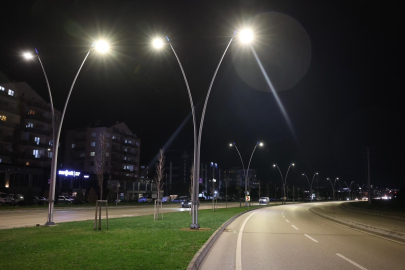Çalı yolu büyükşehirle aydınlandı