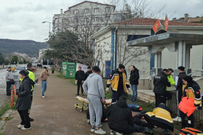 Motosiklet ile otomobil çarpıştı: 2 yaralı