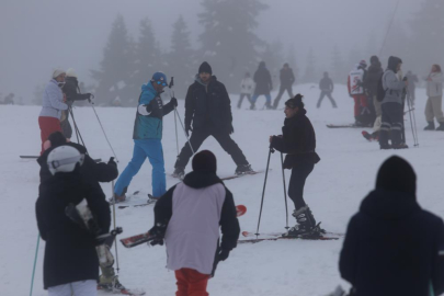 Uludağ'da rekor yoğunluk: 47 bin araç giriş yaptı