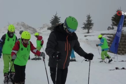 Büyükşehir'in "1000 Çocuk Kayak" projesi ile ilk kez uludağ'a çıktılar