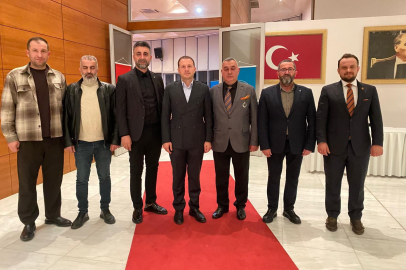 Ercan Özel, yılın en başarılı belediye başkanı seçildi