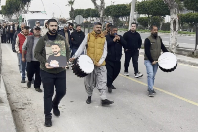 Kazada ölen genç adamın cenazesi davul zurnayla uğurlandı